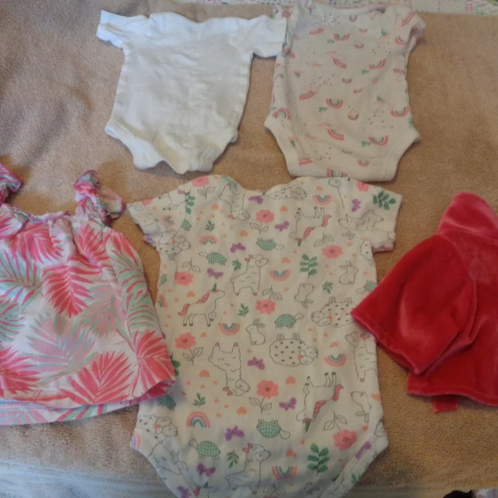 BABY GIRL, DOLL 5 ITEMS BUNDLE LOT